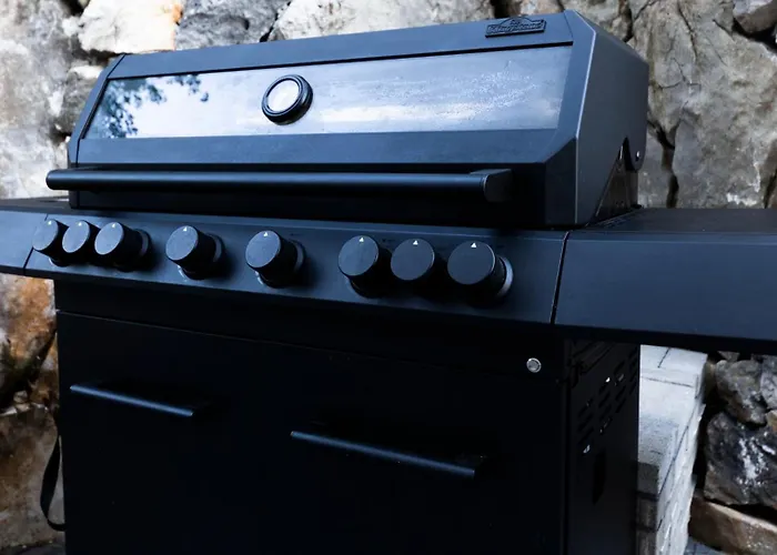 Palazzo Maestral Beachfront By Guide Vila Karlobag