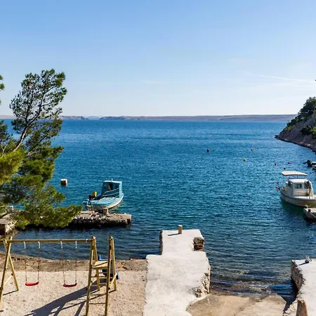 Palazzo Maestral Beachfront By Guide Villa Karlobag