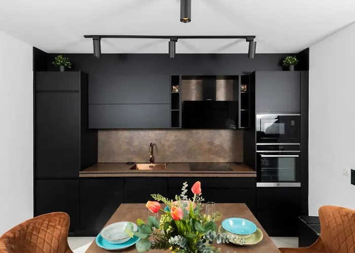 Palazzo Maestral Beachfront By Guide * 카를로바크